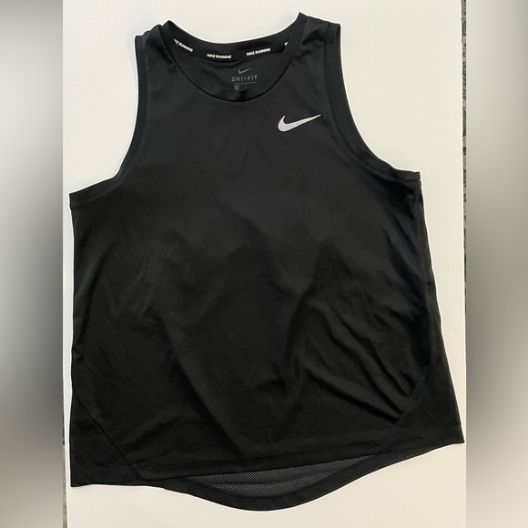 Nike Tops - Nike Running Dri-Fit top woman’s S